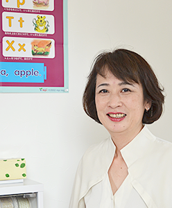 Little England 英語教室 講師：東野 恵子